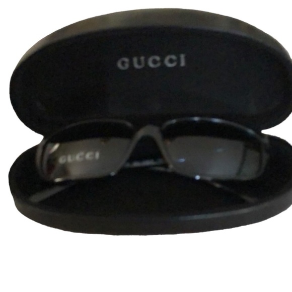 Gucci black unisex has tag on lens black dark gray lens side panels NWOT - Picture 2 of 15